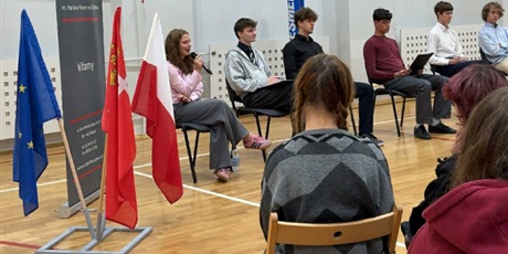 Debata kandydatów na przewodniczącego SU