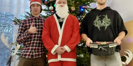 🎅 Mikołajki w naszym LO! 🎄
