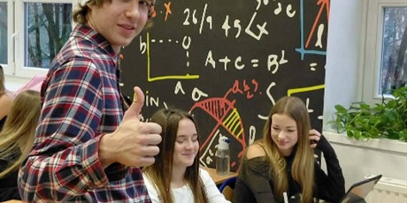 Powiększ grafikę: 🎅 Mikołajki w naszym LO! 🎄