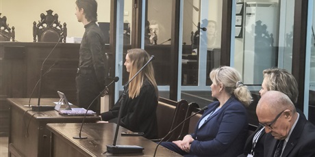 Powiększ grafikę: uczniowie-klas-spoleczno-prawnych-dzien-edukacji-prawnej-obchodzili-w-sadzie-apelacyjnym-w-gdansku-679471.jpg