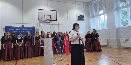 Powiększ grafikę: Uroczyste rozpoczęcie roku szkolnego